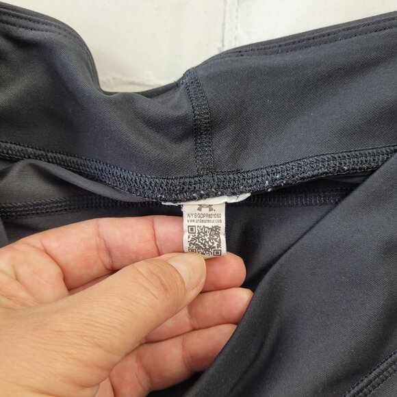 Under Armour Woman’s Black With Pink 20” leggings workout yoga running size S - Picture 4 of 11